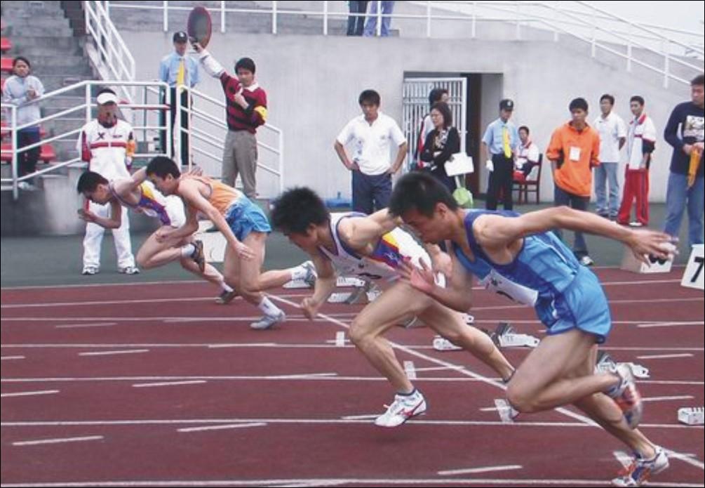 我校運動健兒在成都市大學(xué)生田徑運動會上獲團體