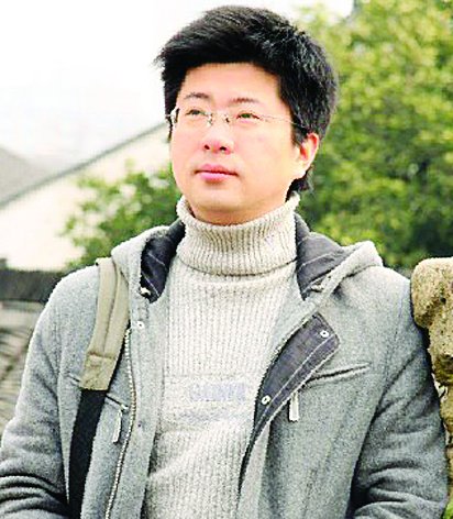 梁易(外国语学院)