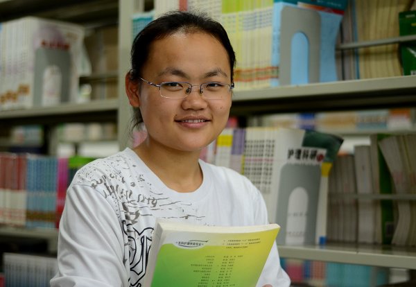 春天里的绽放 2012广东医学院大学生年度人物出炉
