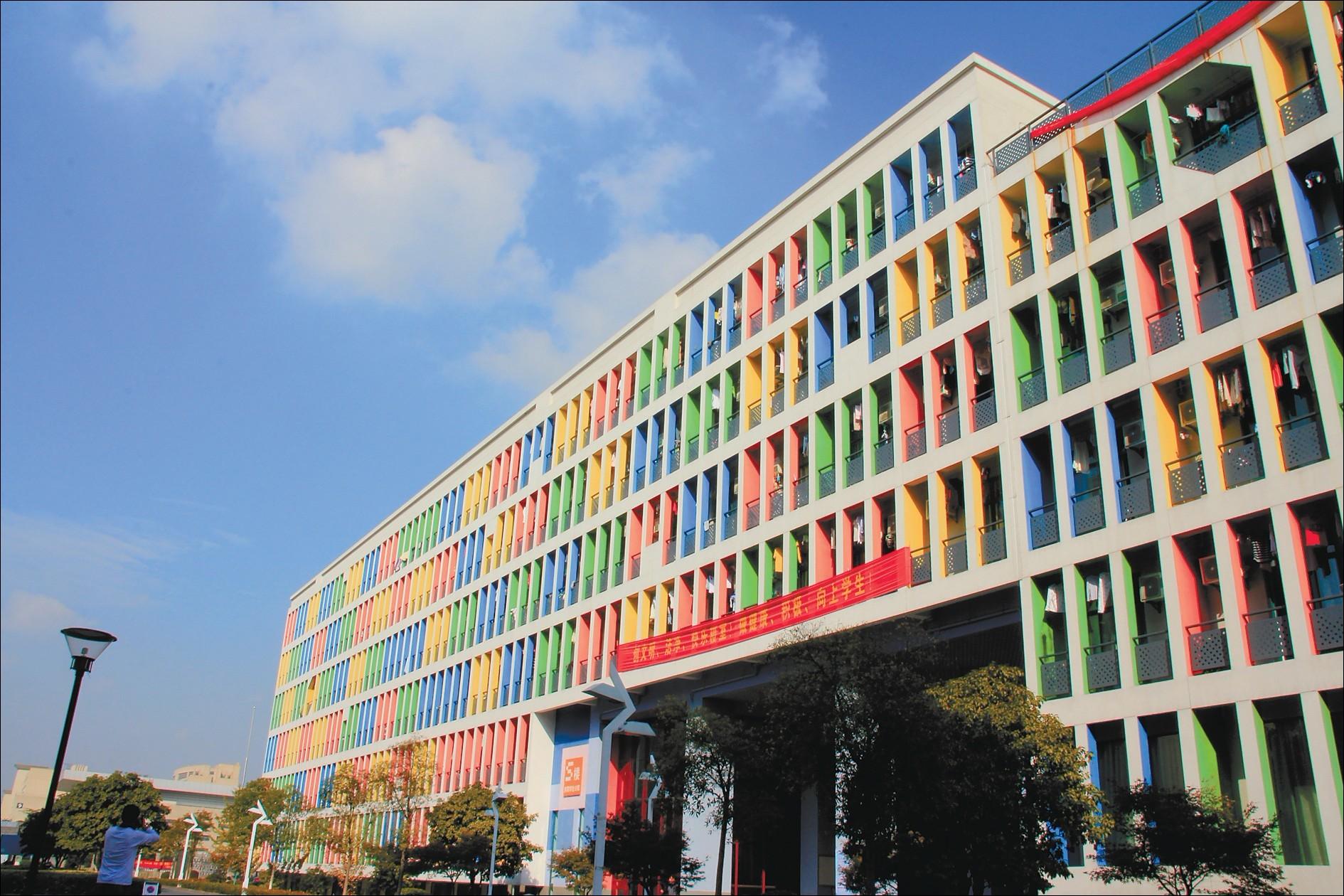 春天里的七彩校园-浙江传媒学院校报电子版浙江传媒