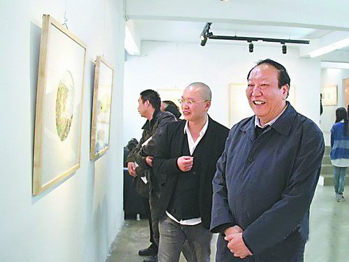 艺术学院汪鸿水墨个展在昌开展-中共华东交通大学委员会校报电子版