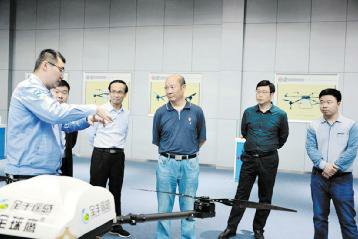 校长郭长华一行到农学院实习基地检查学生实习