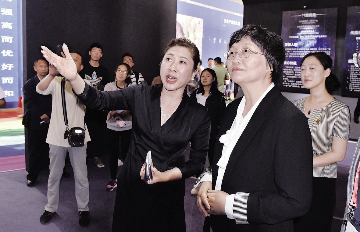 吉动“银河列车”精彩亮相第十一届东北亚博览会