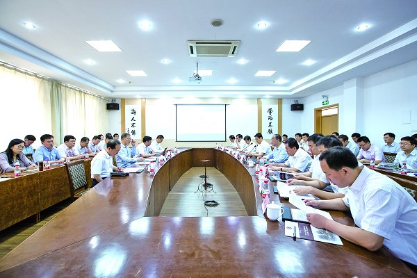 全国创新创业总结宣传工作专家组来校实地考察